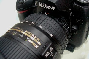 Nikon D70s